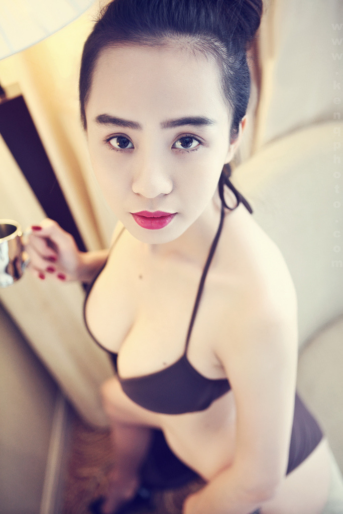 借妻给朋友泄火2中语言